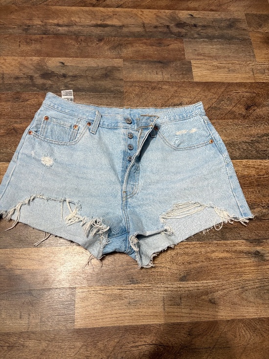 Levi's Pants - Women’s original 501 shorts